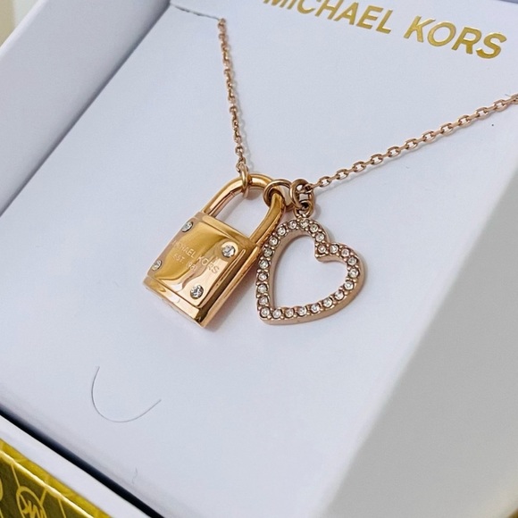 Michael Kors Lock & Heart Pendant Necklace - Picture 3 of 6